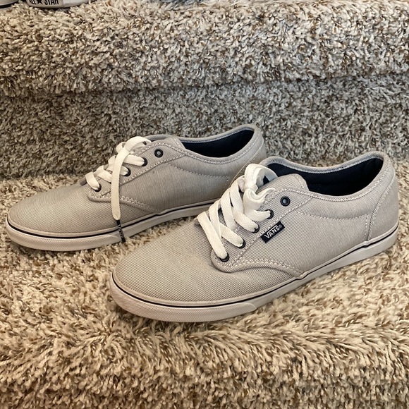 Vans - Picture 3 of 7